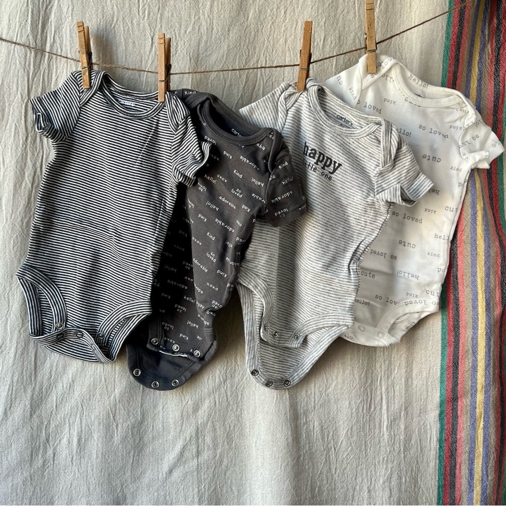 Carters Onsies All Over Word Prints 3M